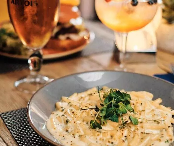 Отель De Normandie