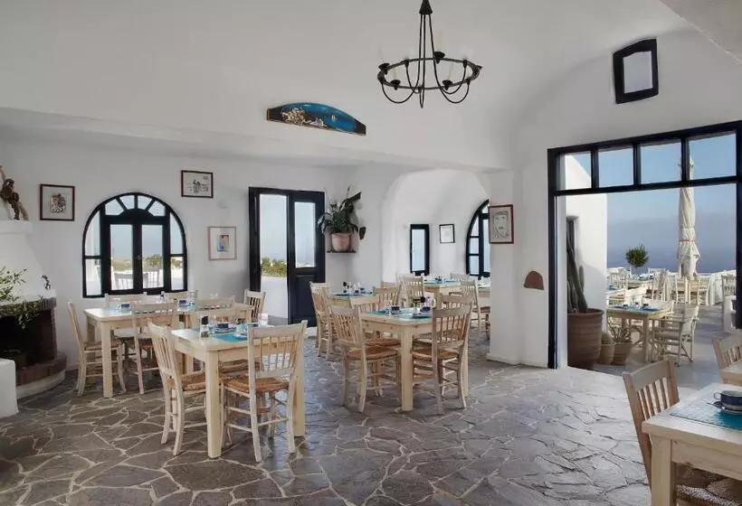 هتل Finikia Memories