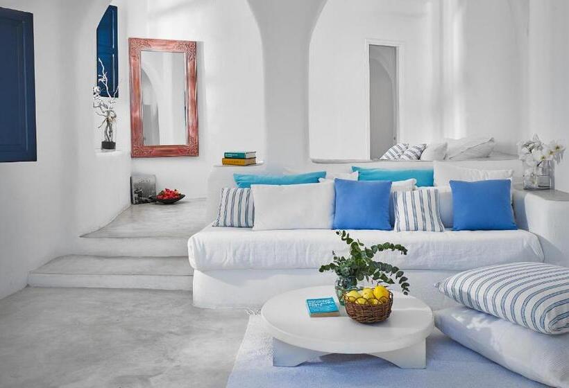 هتل Finikia Memories