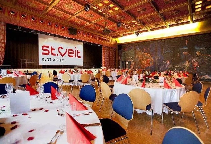 Отель Fuchspalast