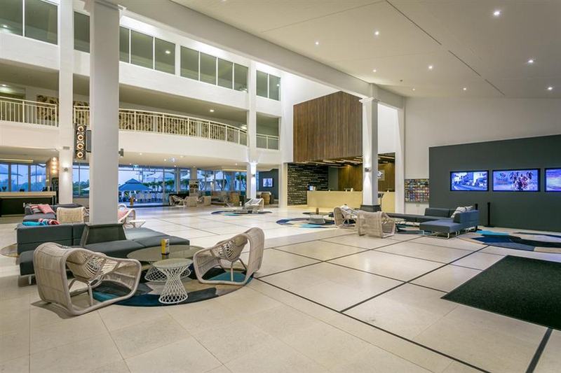 فندق Mantra On Salt Beach