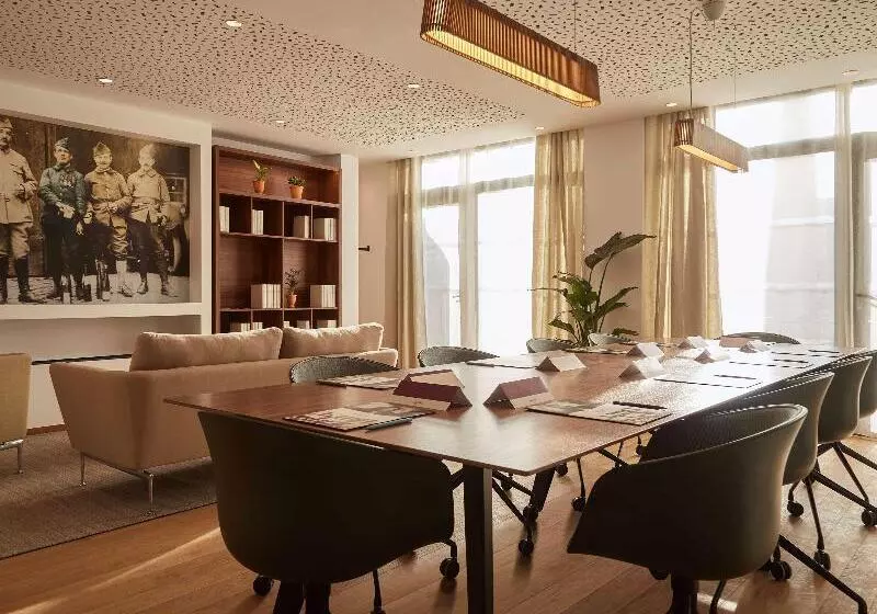 Hotel Mercure Avignon Gare Tgv