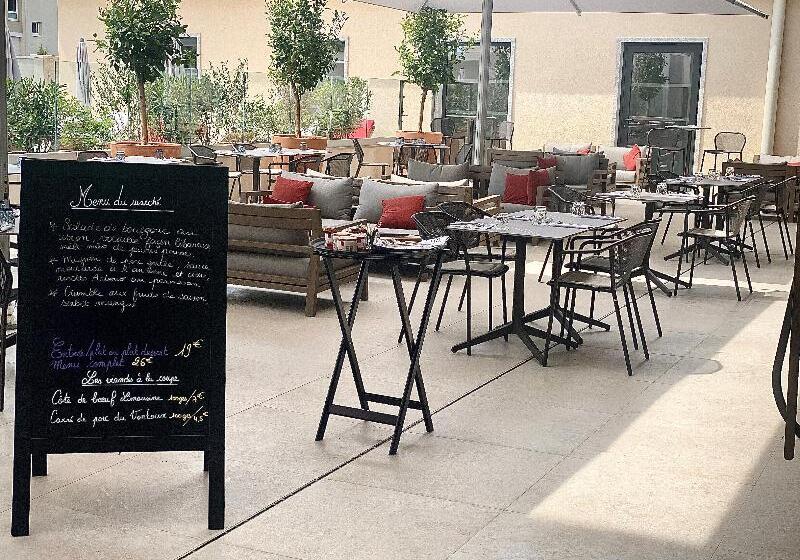 Hotel Mercure Avignon Gare Tgv