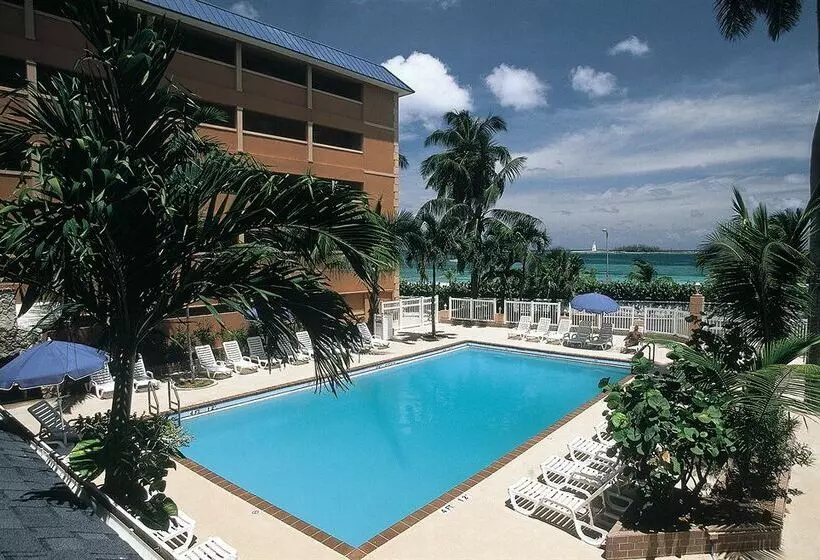 ホテル Nassau Palm Resort