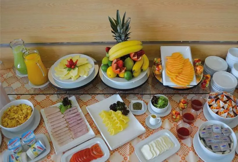 Hotel Nippon Y Centro De Eventos