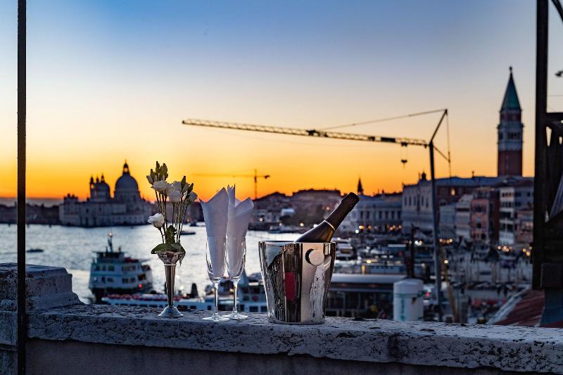 هتل Residenza A Tribute To Music