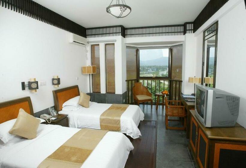 בית מלון כפרי The International Asia Pacific Convention Center & Hna Resort Sanya