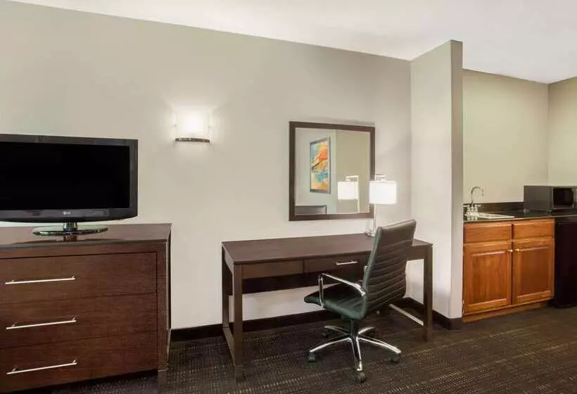 فندق Wingate By Wyndham Columbia