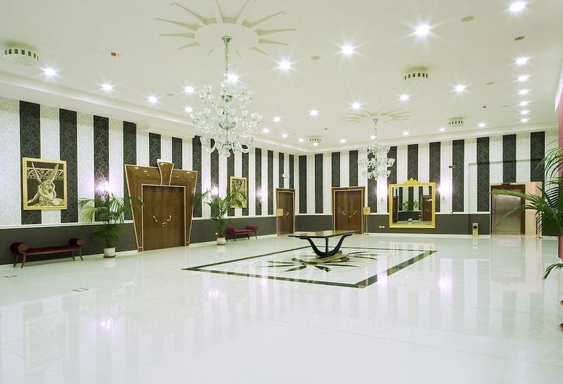 Zanhotel Centergross