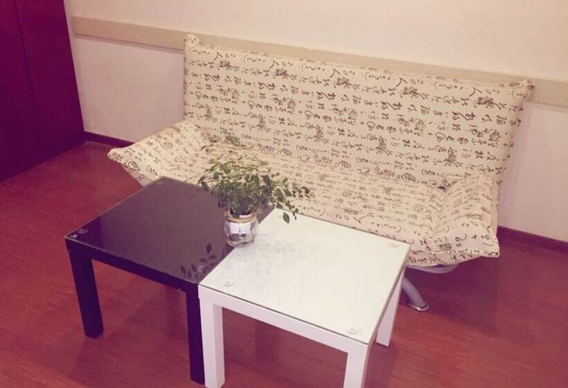 Отель Greentree Inn Jiangsu Taizhou Jingjiang Bus Station Express