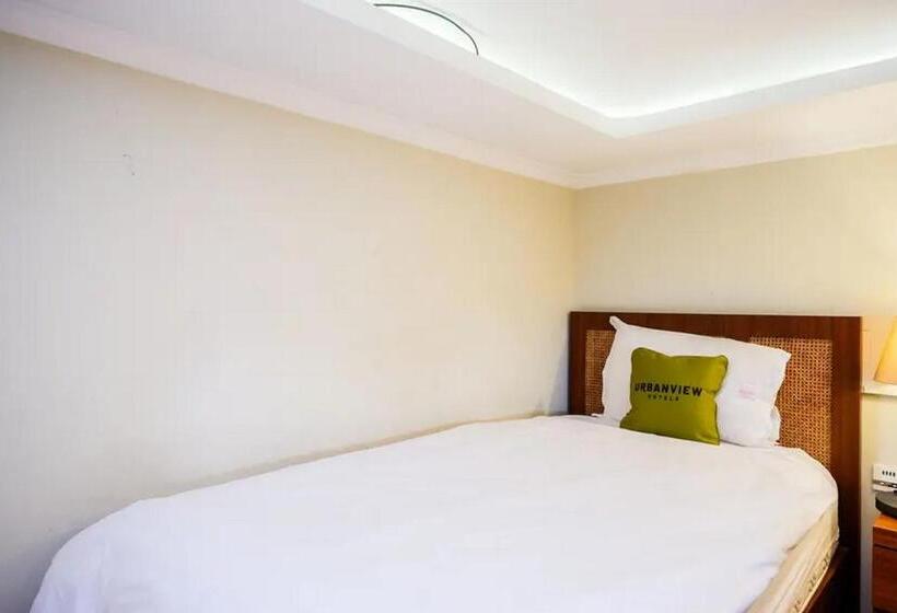 بنسيون Urbanview Rumah Kandjani Yogyakarta