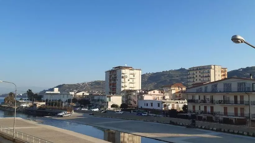 تختخواب و صبحانه 100 Passi Dal Mare