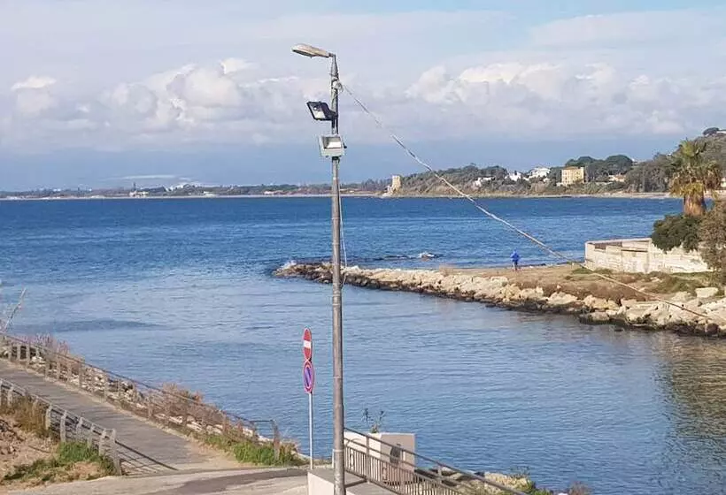 تختخواب و صبحانه 100 Passi Dal Mare