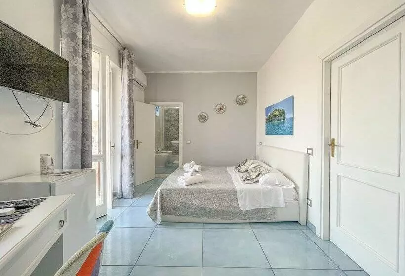 تختخواب و صبحانه 100 Passi Dal Mare