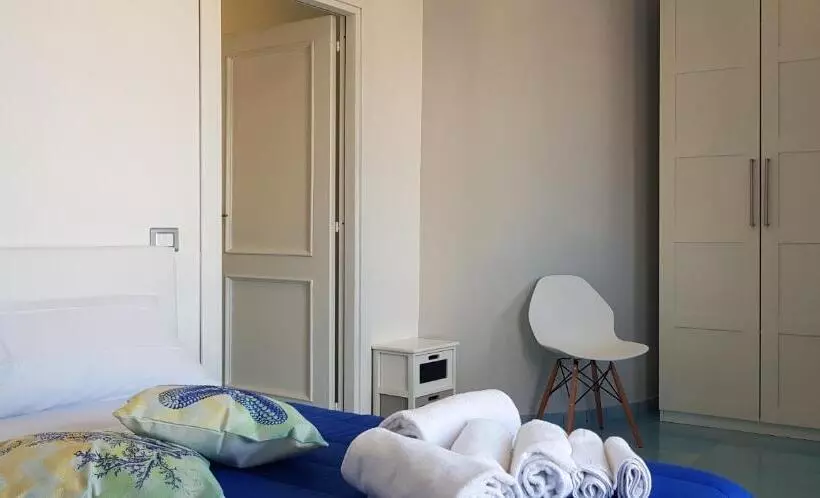 تختخواب و صبحانه 100 Passi Dal Mare