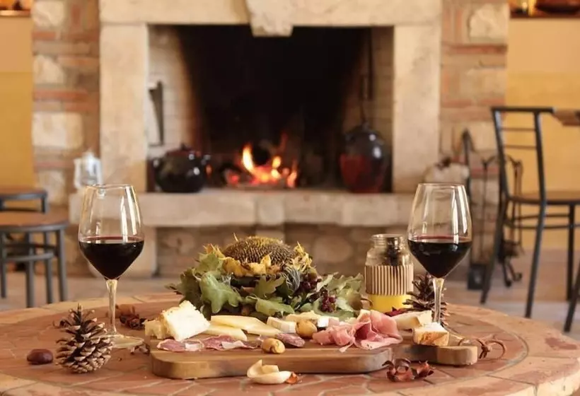 Aamiaismajoitus (B&B) Adonis