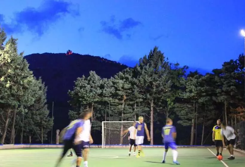 Aamiaismajoitus (B&B) Adonis