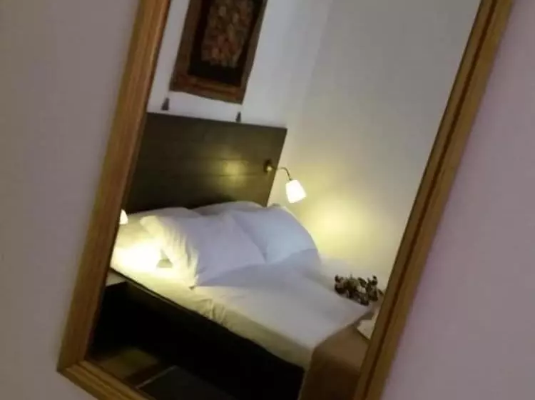 تختخواب و صبحانه Domus Enna