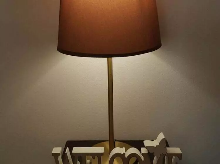 تختخواب و صبحانه Domus Enna