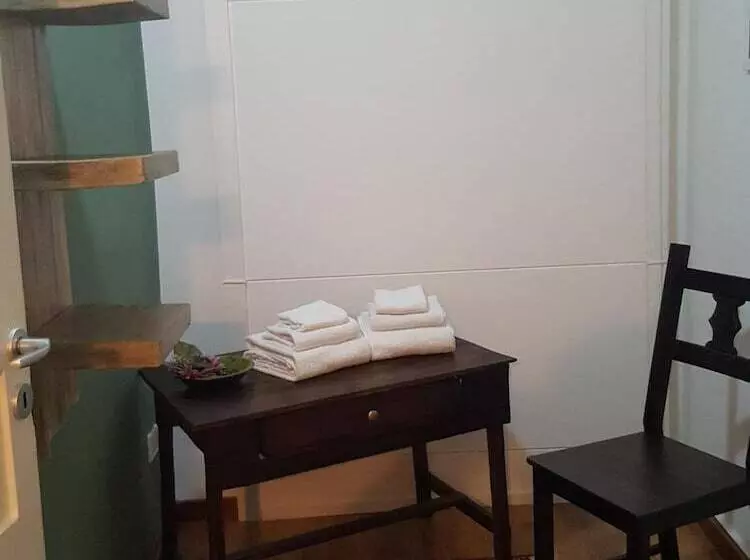 تختخواب و صبحانه Domus Enna