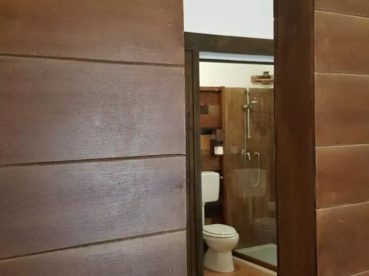 تختخواب و صبحانه Domus Enna