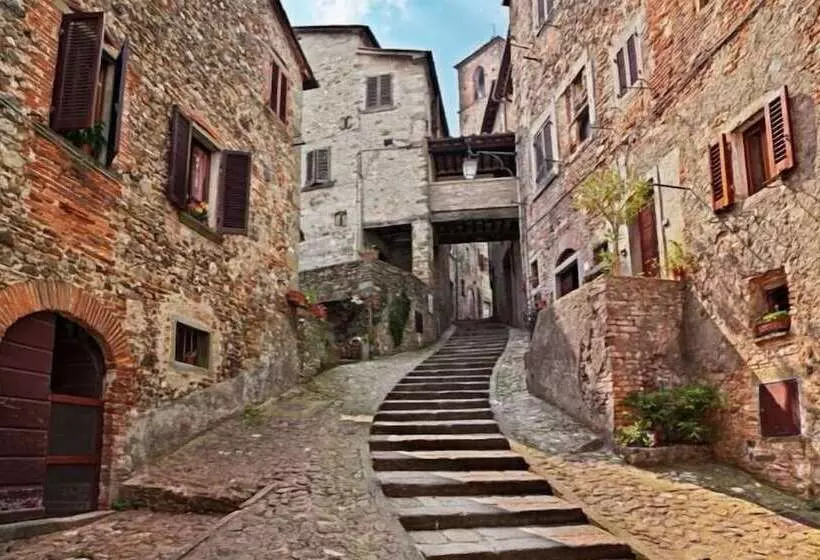 ホテル Vada Village