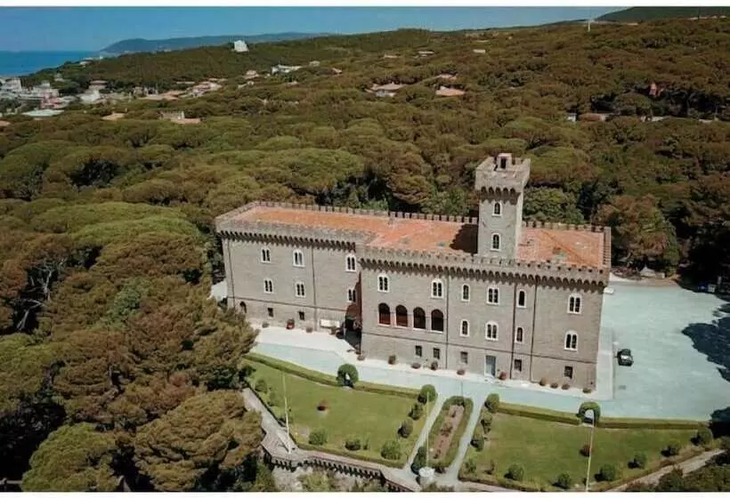 ホテル Vada Village