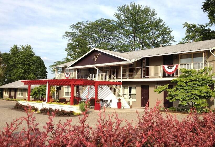מוטל Vinehurst Inn And Suites