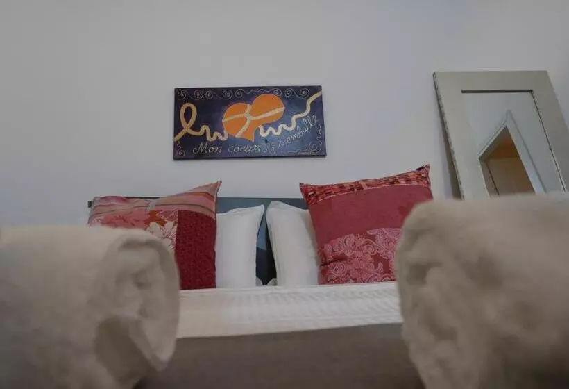 پانسیون B&b Salerno Al Duomo