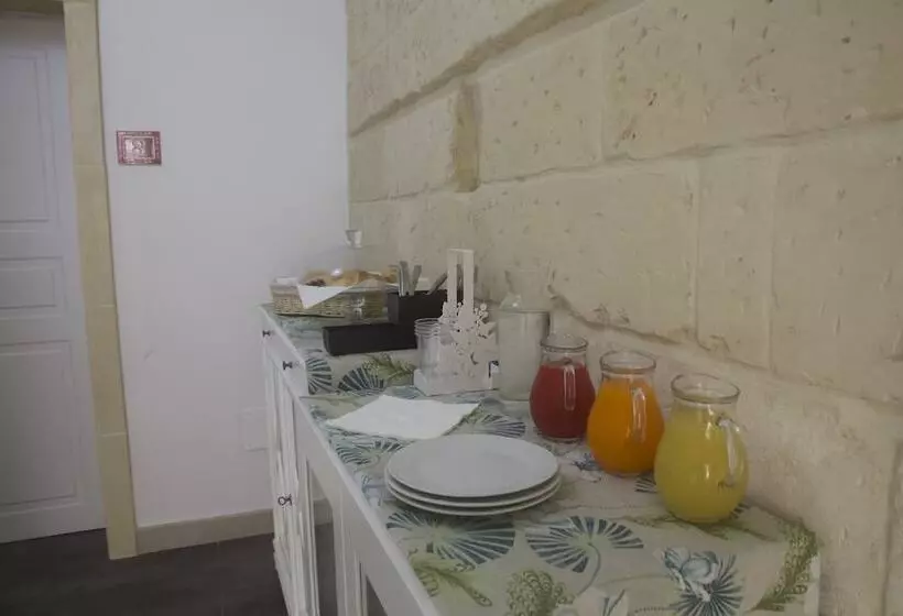 تختخواب و صبحانه Terrae Hydrunti