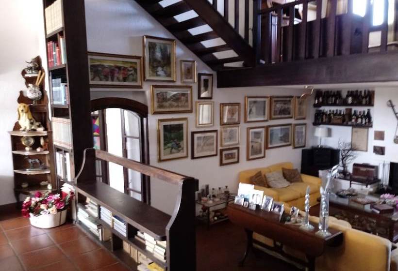 住宿加早餐  Villa Gandamar