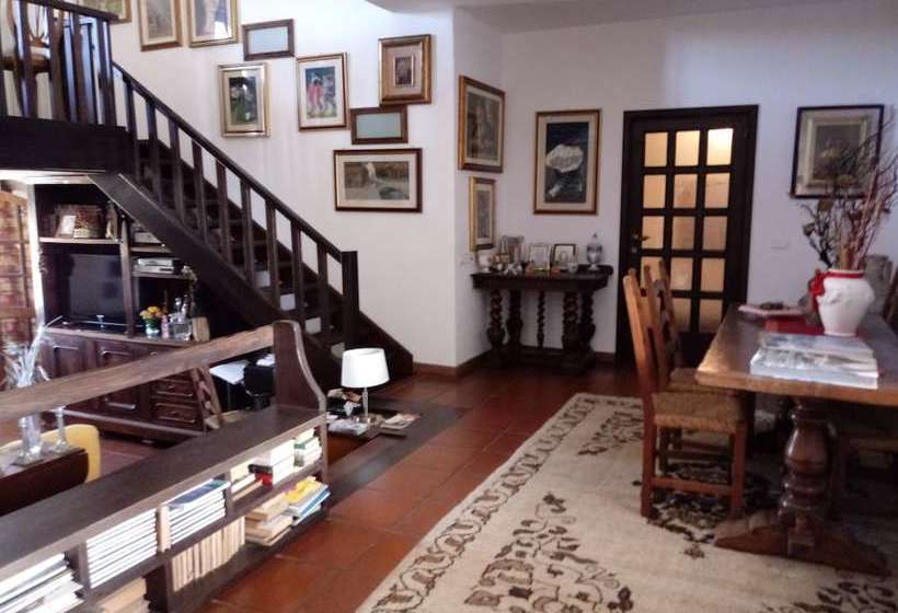 住宿加早餐  Villa Gandamar