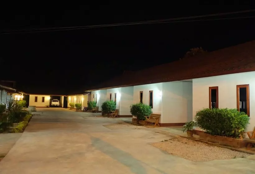 هتل Ban Tontan Resort