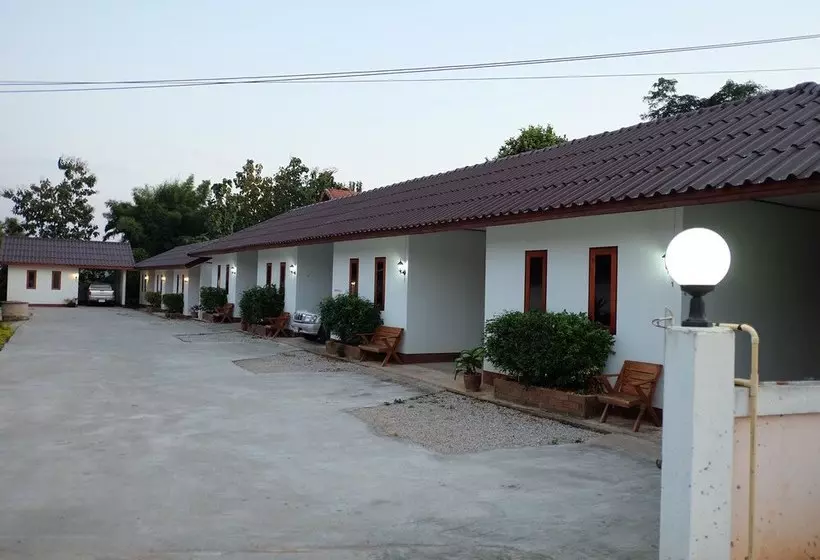 هتل Ban Tontan Resort