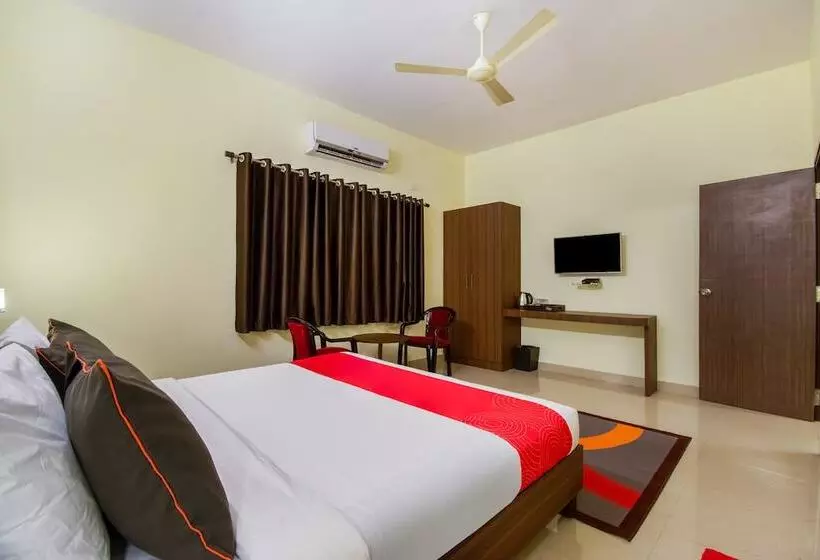 ホテル Collection O 30087 Daba Garden Road