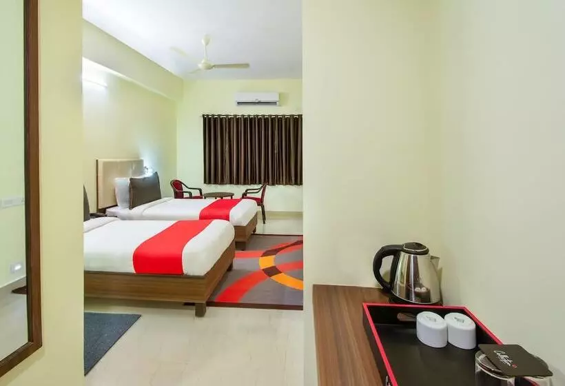 ホテル Collection O 30087 Daba Garden Road