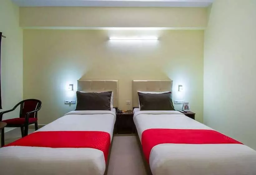 ホテル Collection O 30087 Daba Garden Road