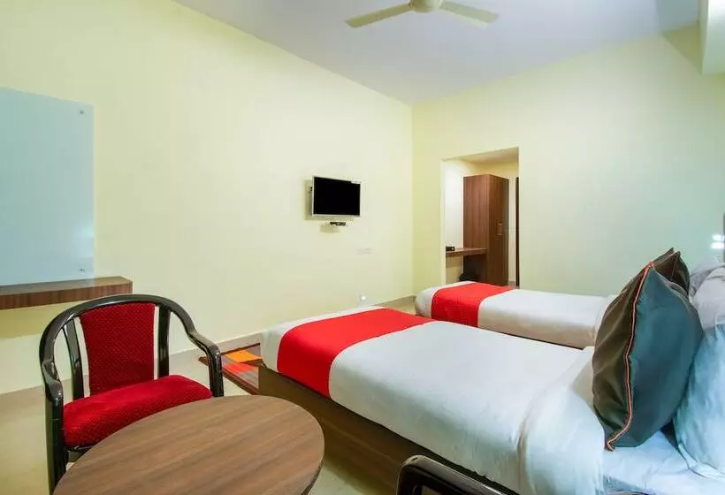 ホテル Collection O 30087 Daba Garden Road