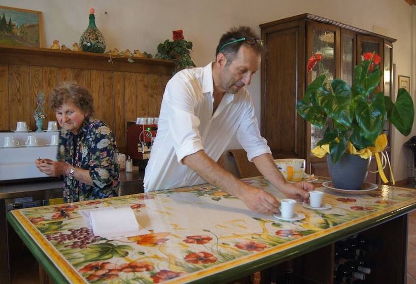 בית מלון כפרי Agriturismo Signorini