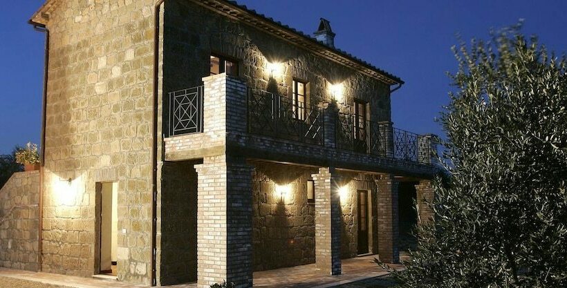 בית מלון כפרי Agriturismo Tenuta Roccaccia