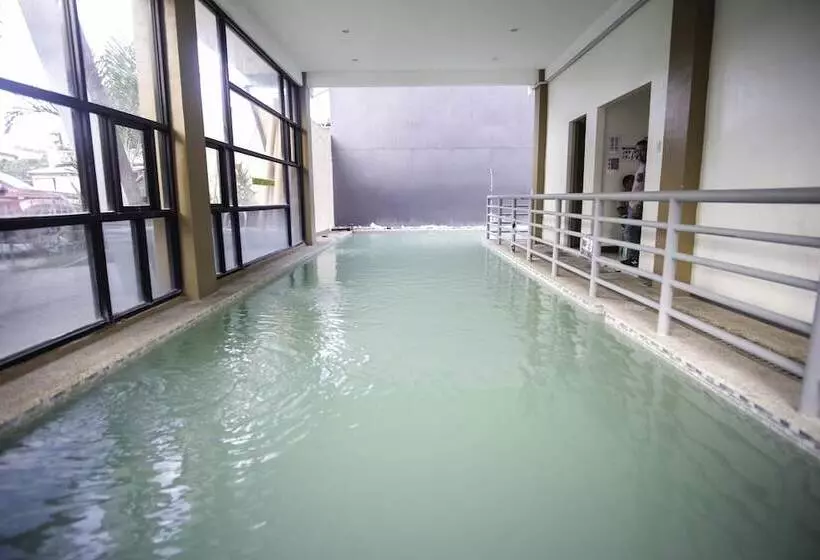 Sr Hostel   Adults Only