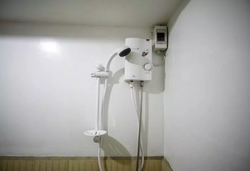 Sr Hostel   Adults Only