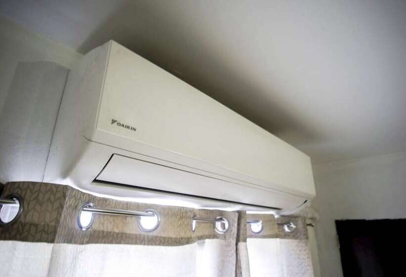 Sr Hostel   Adults Only