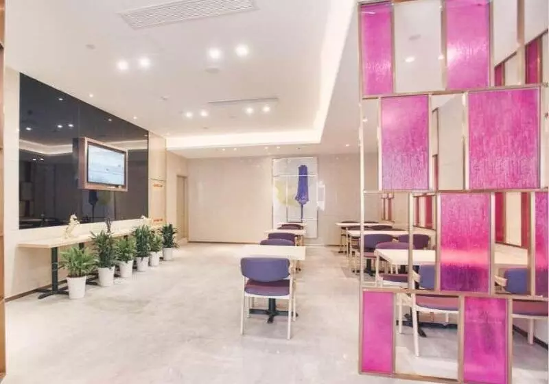 Lavande Hotel Ningbo Railway Station North Square