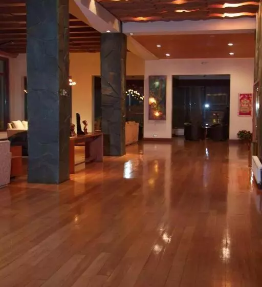 Gran Hotel Vicente Costanera