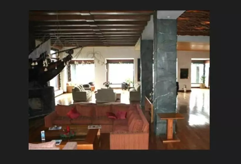 Gran Hotel Vicente Costanera