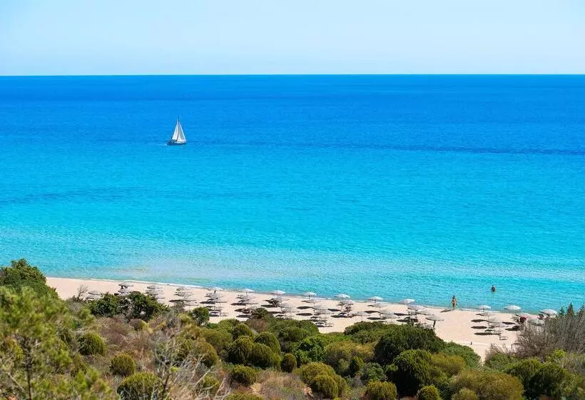 ホテル Baia Di Chia Resort Sardinia, Curio Collection By Hilton