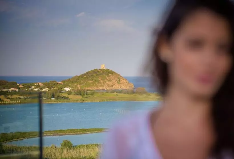 ホテル Baia Di Chia Resort Sardinia, Curio Collection By Hilton