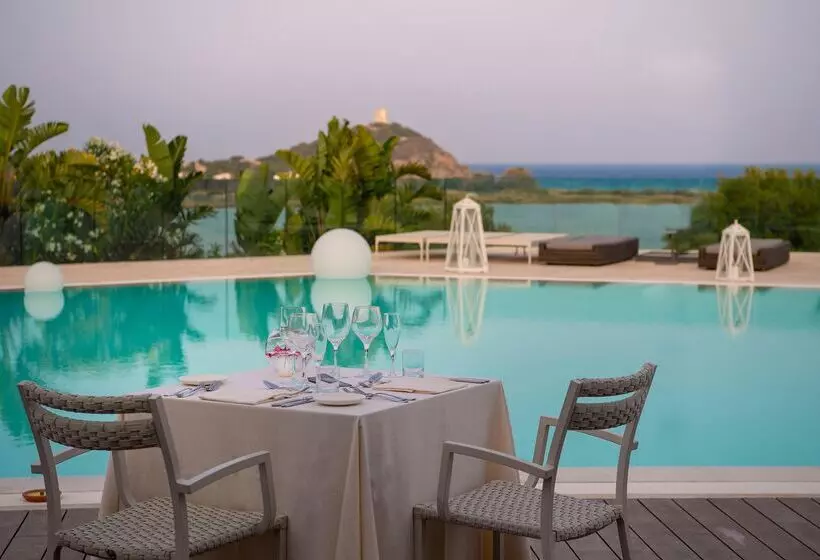 ホテル Baia Di Chia Resort Sardinia, Curio Collection By Hilton