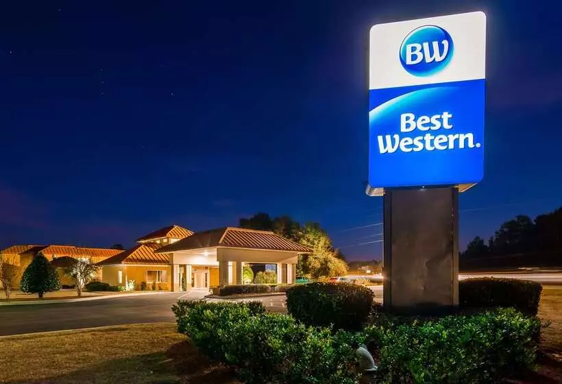 בית מלון כפרי Best Western Milton Inn